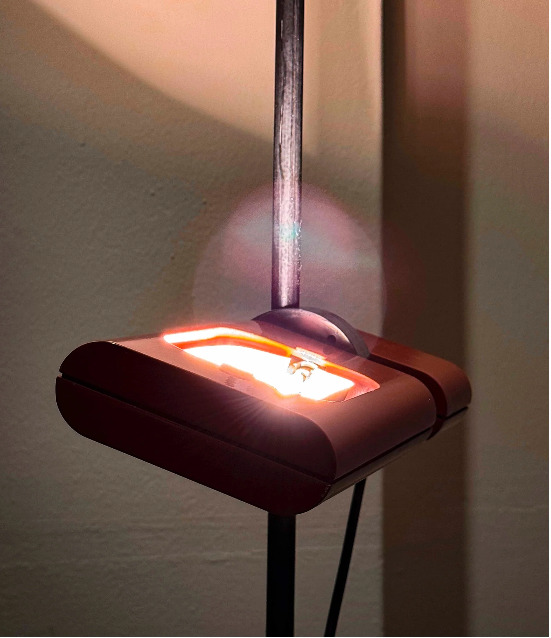 Aton Terra Floor Lamp by Ernesto Gismondi (Red) — Photo 12